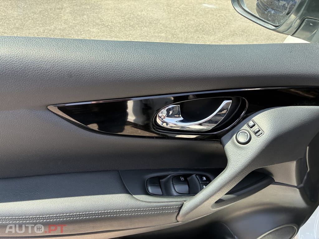 Nissan Qashqai 1.2 DIG-T Tekna 19 Pele RS