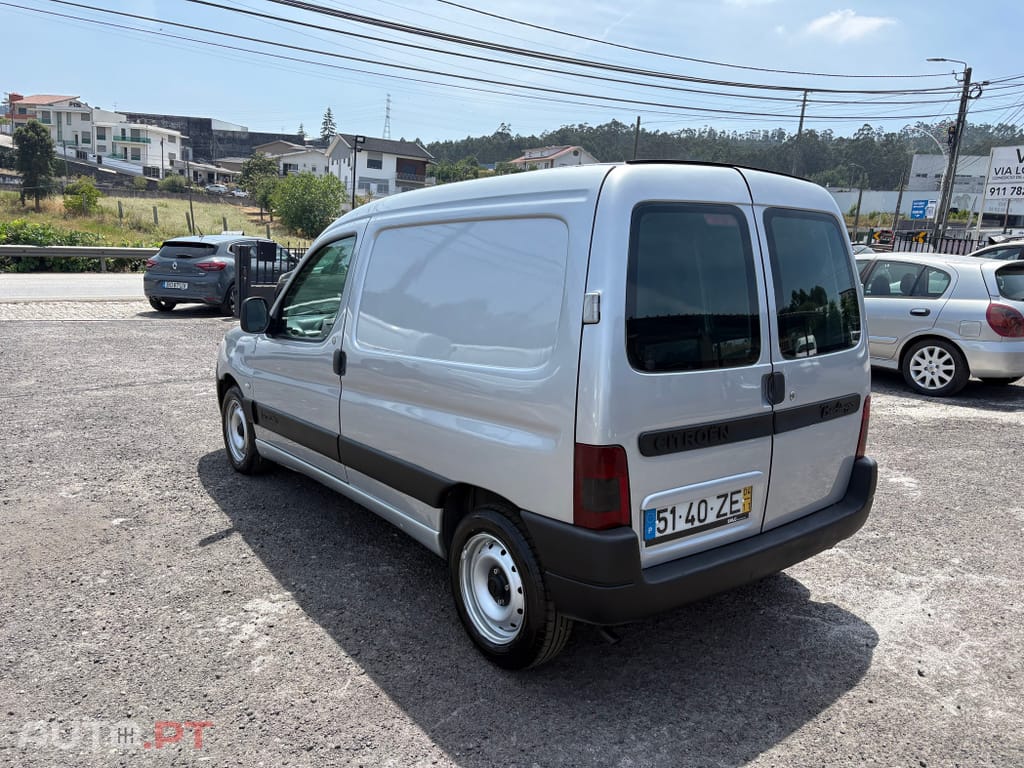 Citroen Berlingo 1.9 D 800 Plancher