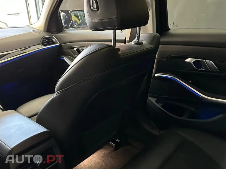 BMW 318 318 d Touring Auto sport