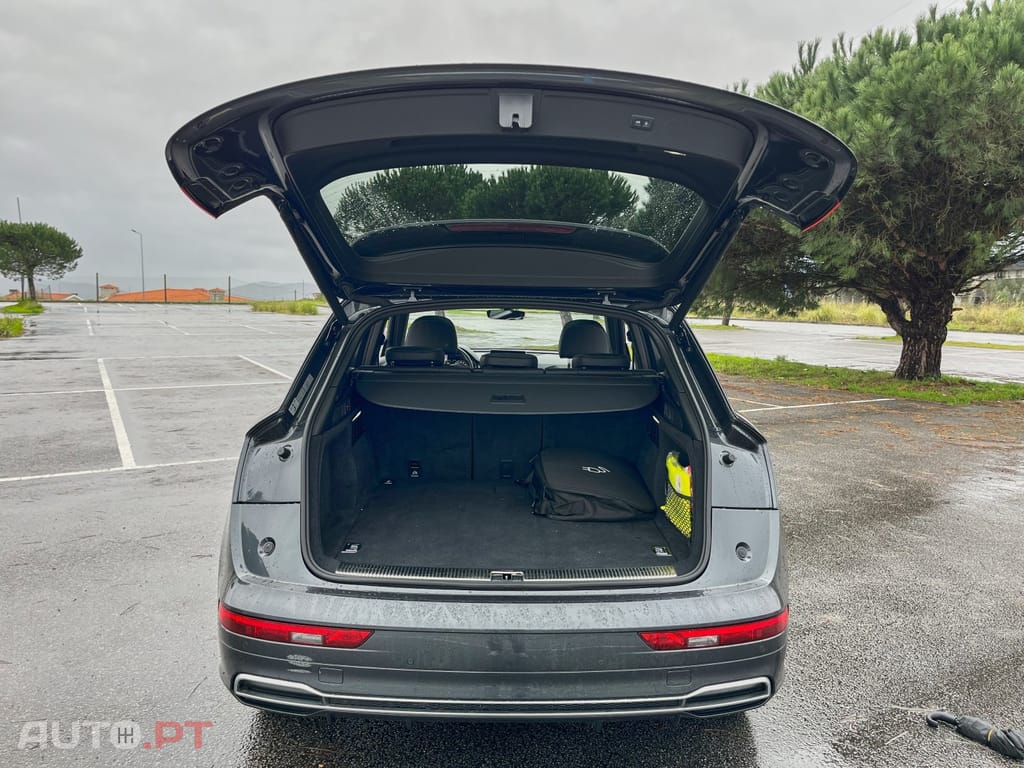 Audi Q5 50 TFSI e quattro S tronic sport