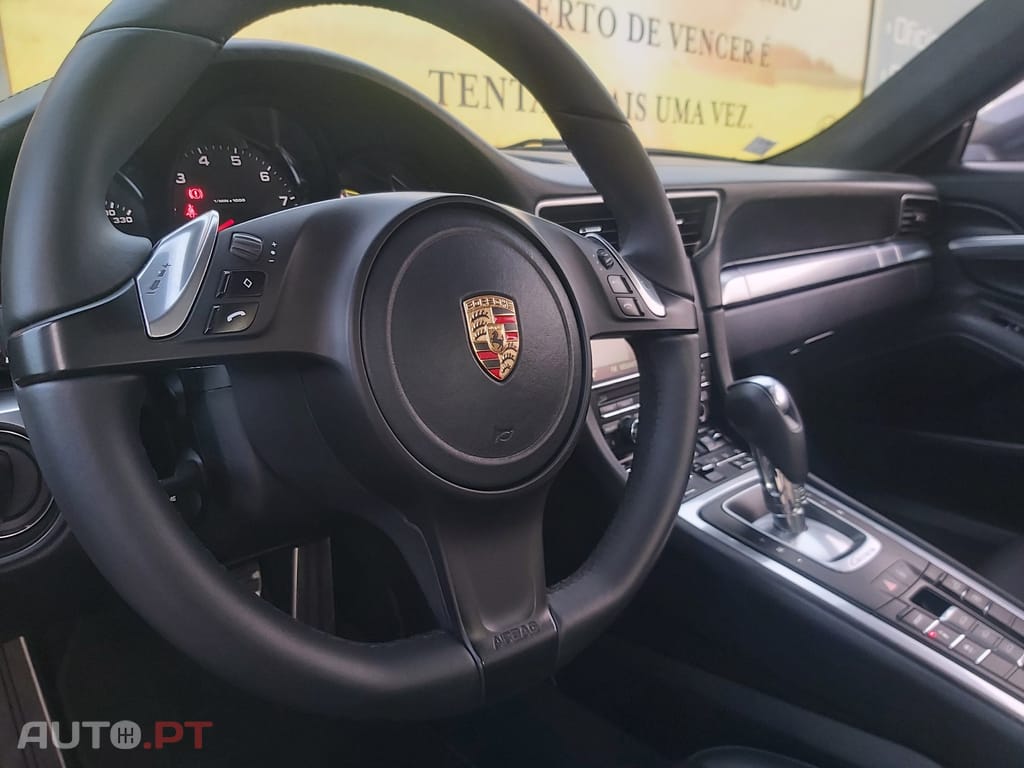 Porsche 991 911 CARRERA