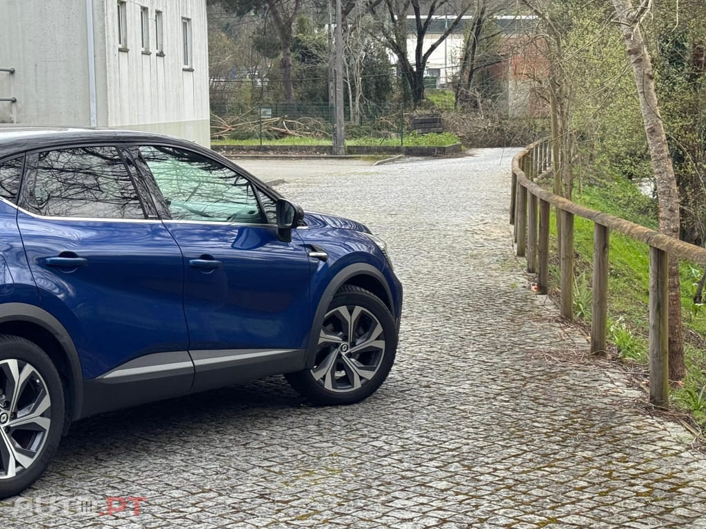 Renault Captur 1.6 E-Tech RS Line