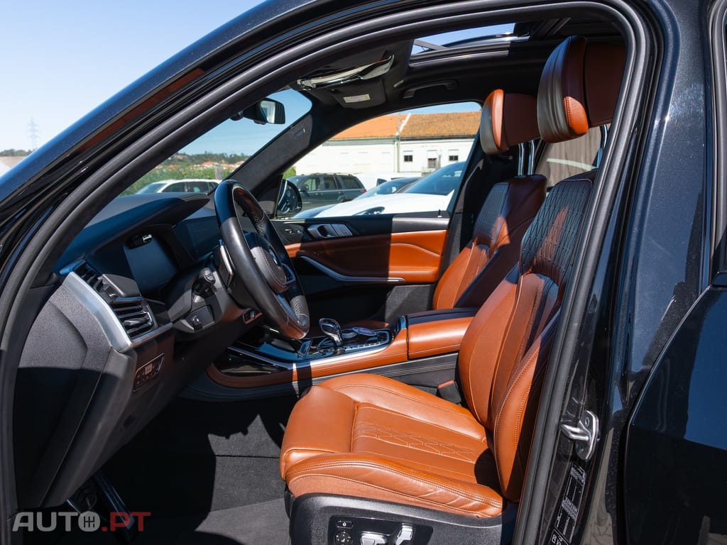 BMW X7 M50d