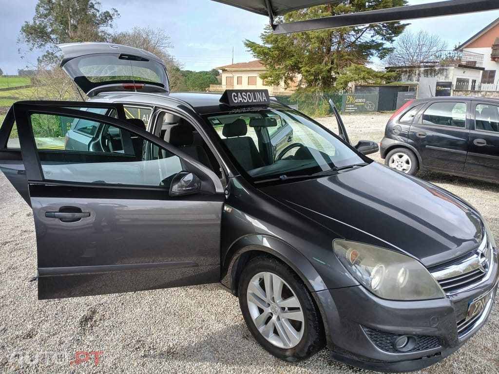 Opel Astra Caravan 1.4