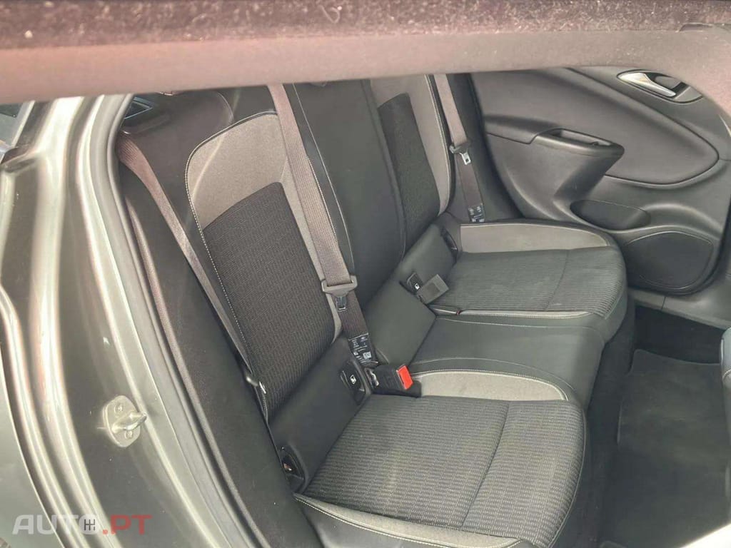 Opel Astra Sports Tourer 1.2 T GS Line S/S