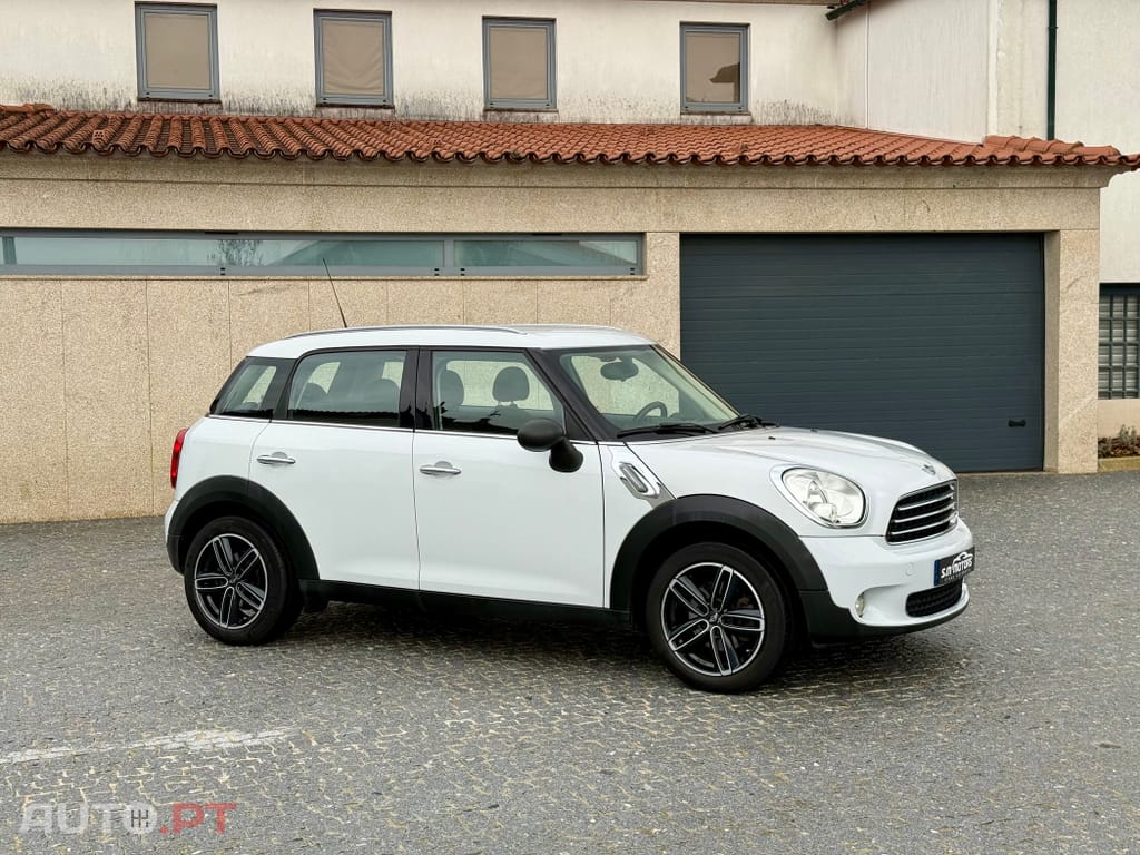 MINI Countryman One D
