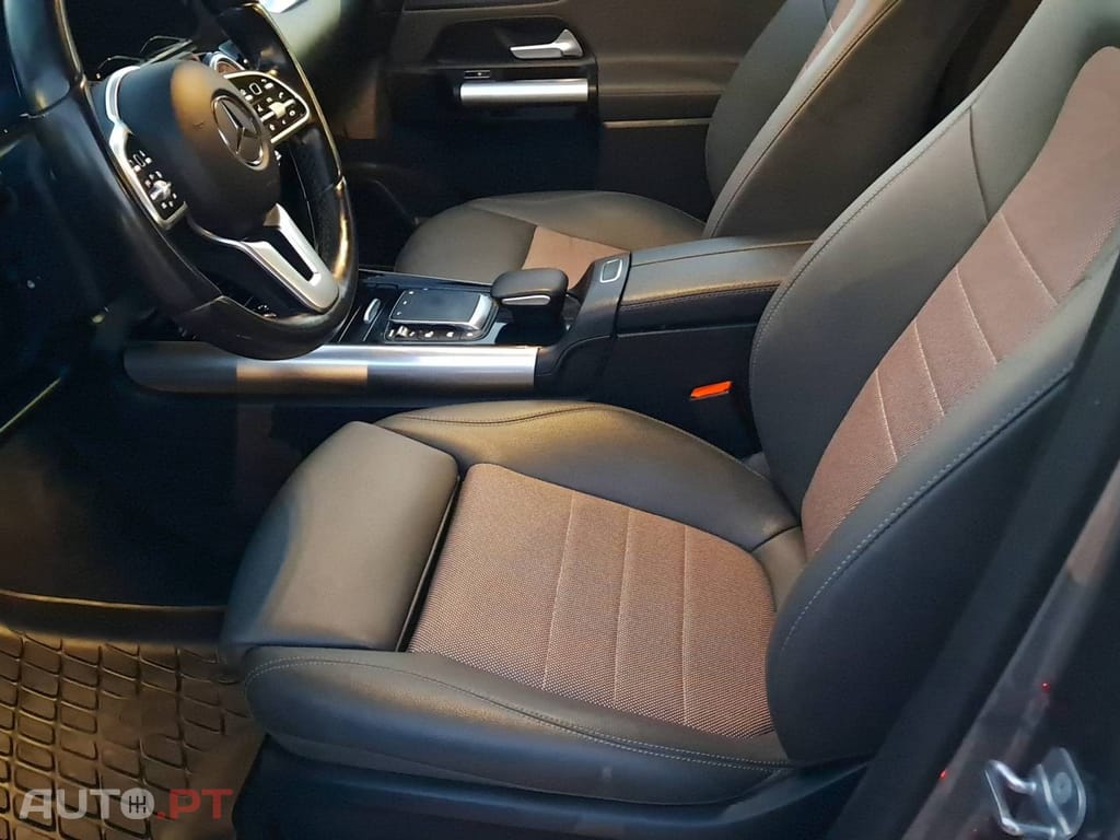 Mercedes-Benz EQA 250+ Premium