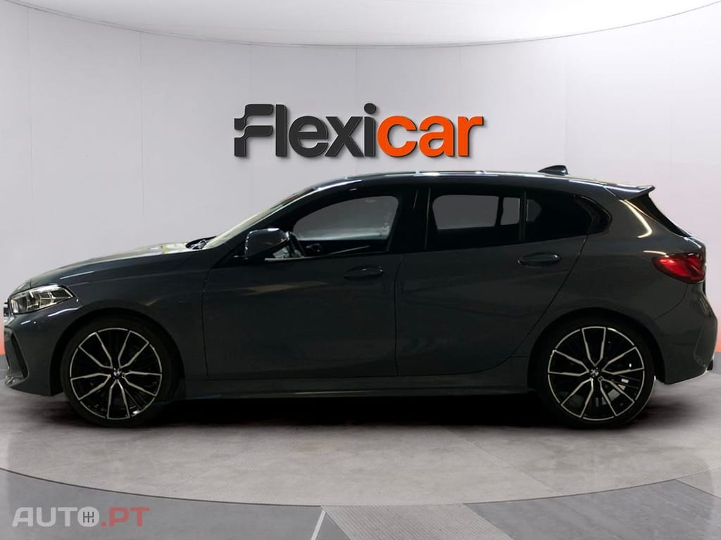 BMW 118 i Pack Desportivo M Auto