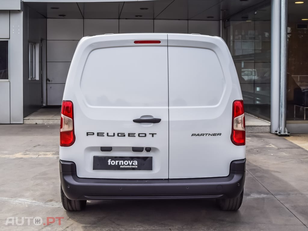 Peugeot Partner 1.5 BlueHDi Asphalt Standard