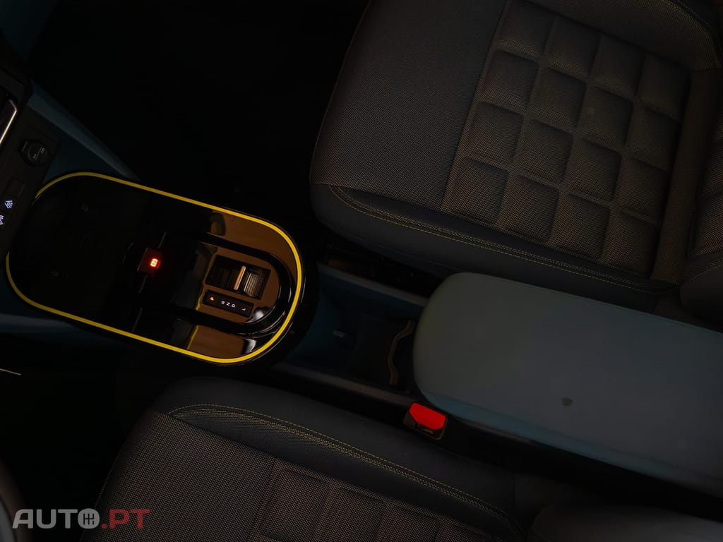 Fiat Grande Panda 1.2 Hybrid La Prima eDCT