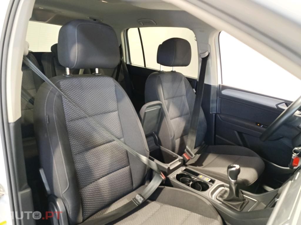 Volkswagen Touran 2.0 TDI Confortline