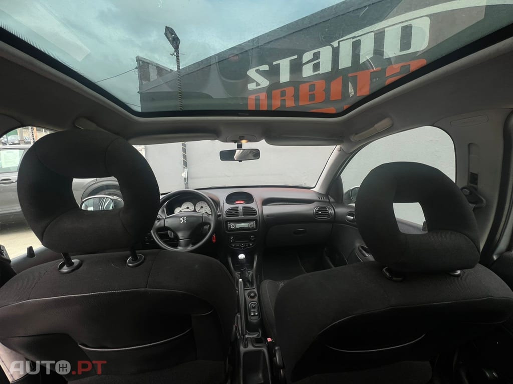 Peugeot 206 1.1 Black & Silver