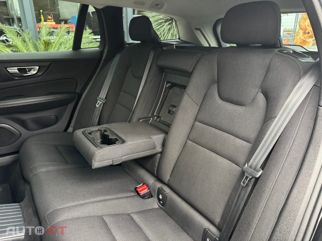 Volvo V60 2.0 T6 AWD TE Inscription Expression