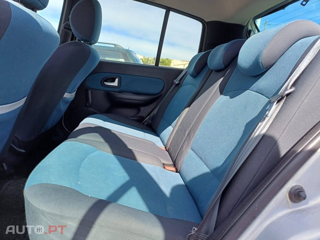 Renault Clio 1.2 16V Billabong