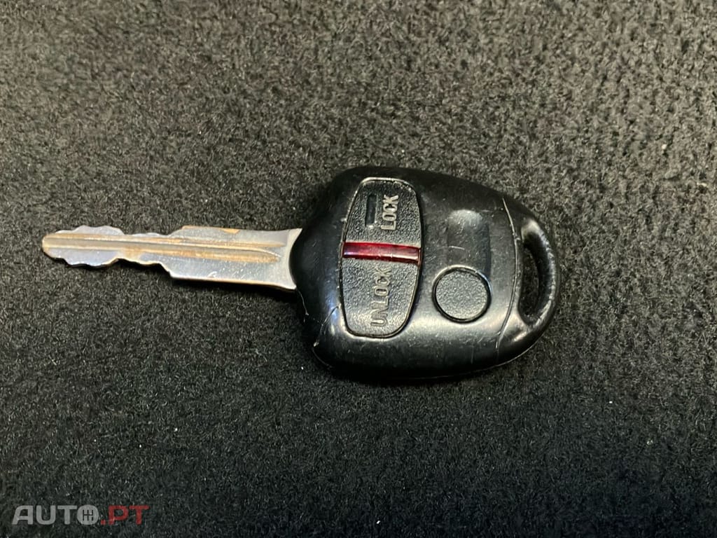 Mitsubishi Lancer 1.5 Invite