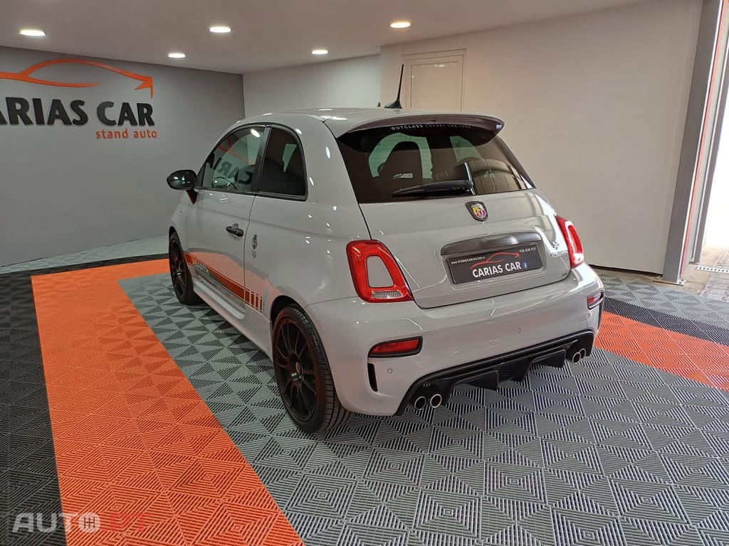 Fiat 500 Abarth 595 Competizione 70 anos