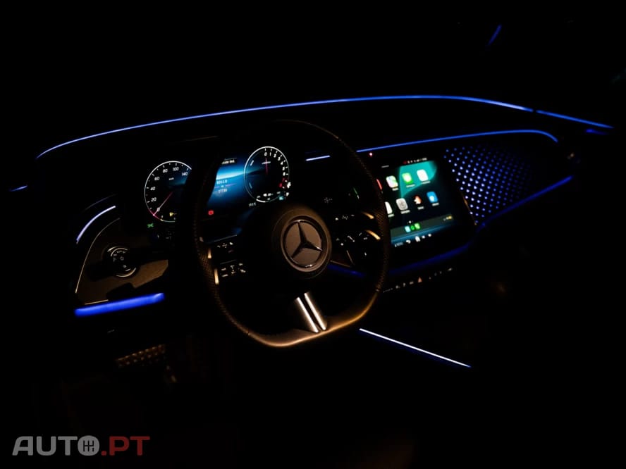 Mercedes-Benz E 300 9G-TRONIC AMG Line