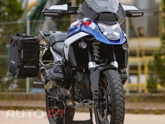 BMW R trophy