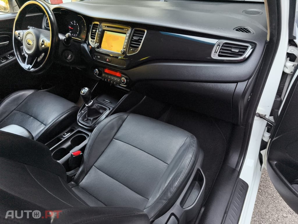 Kia Carens 1.7 CRDi ISG TX