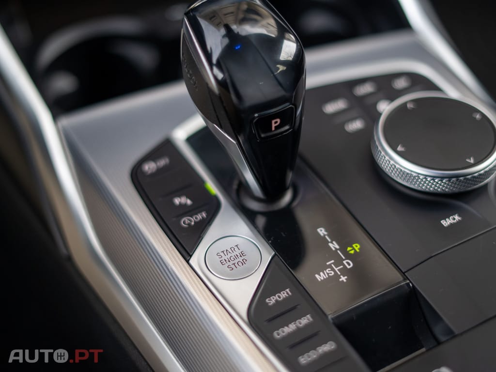 BMW 320 d Line Sport Shadow Auto