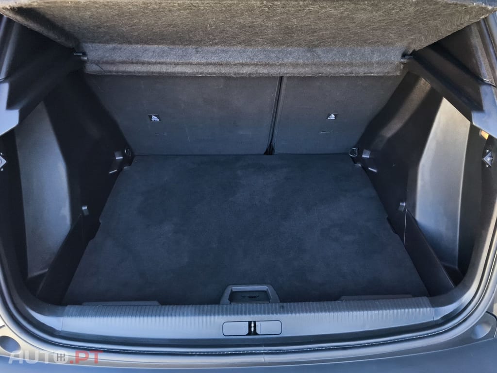 Peugeot 2008 1.2 PureTech Allure Pack