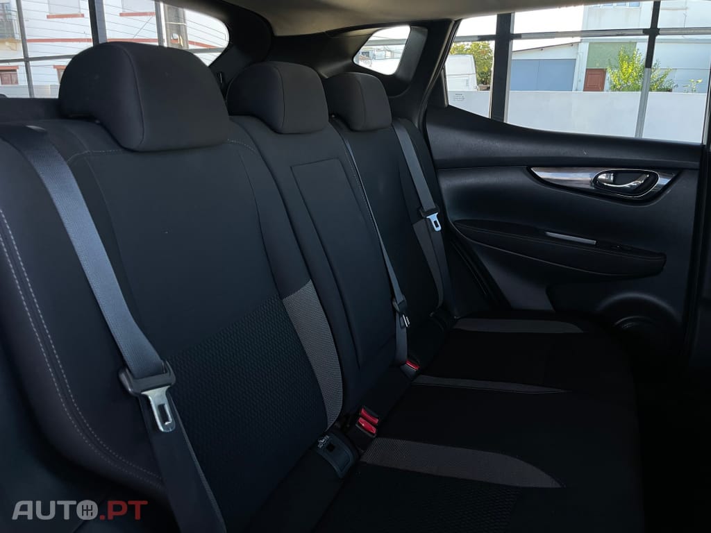 Nissan Qashqai 1.5 dCi N-Connecta