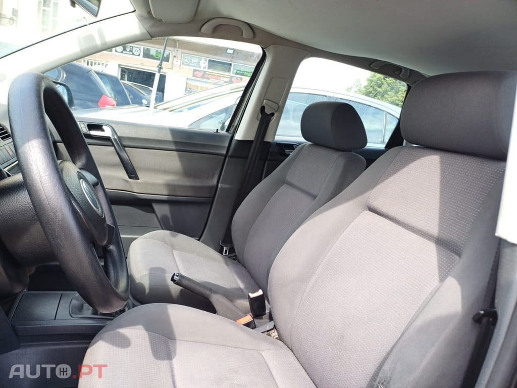 Volkswagen Polo 1.2 Cricket