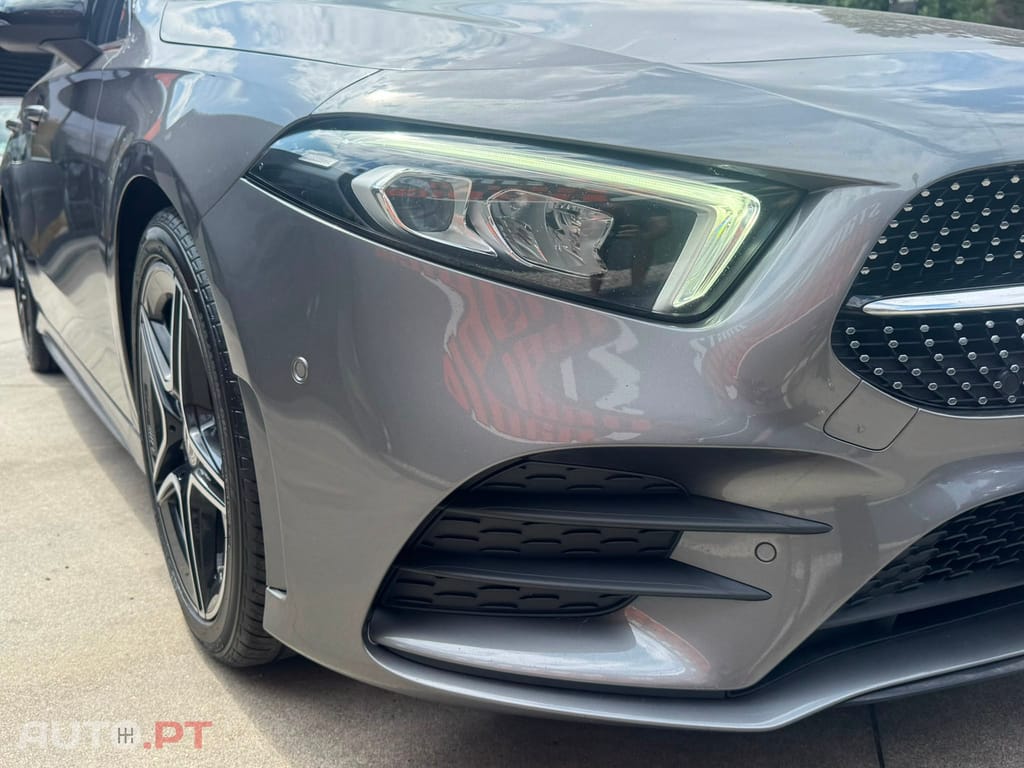 Mercedes-Benz A 180 AMG LINE ECRA FULL LED