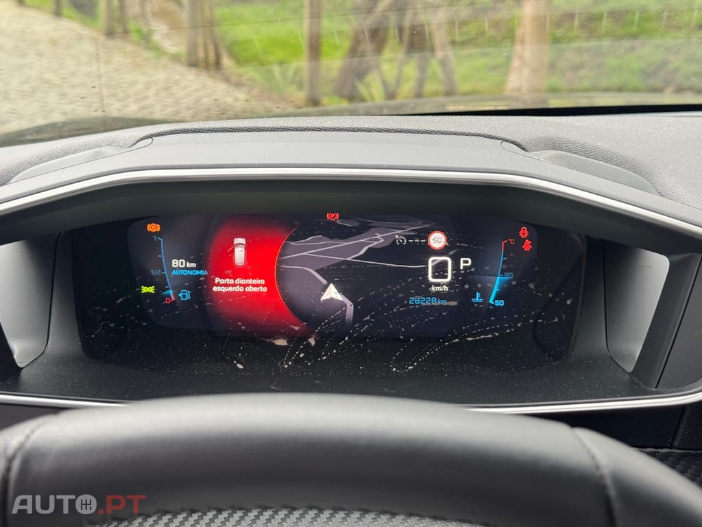 Peugeot 208 1.2 PureTech Allure EAT8