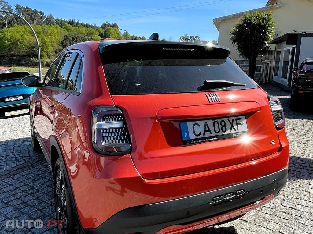 Fiat 600 600E - La Prima