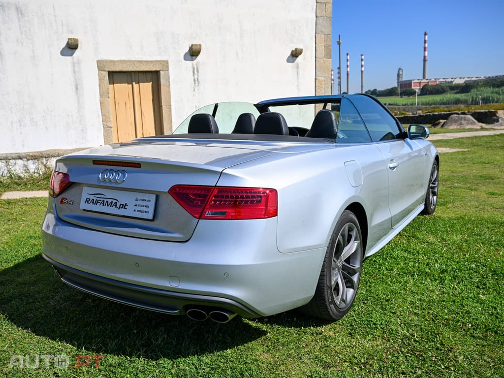 Audi A5 3.0 TFSi S5 quattro S tronic