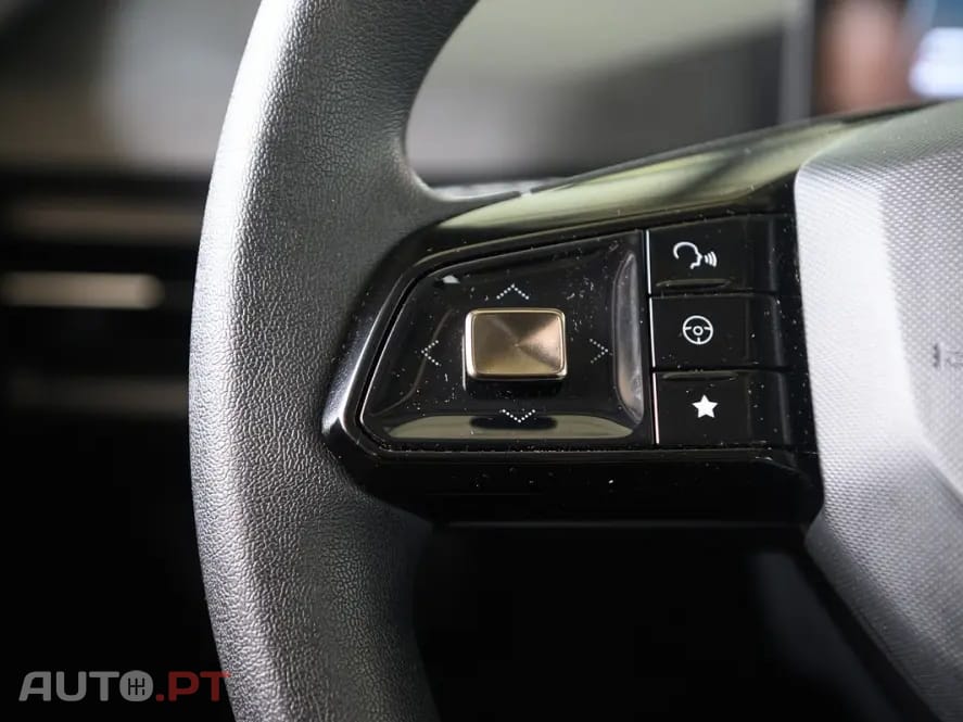 MG MG4 51 kWh Standard