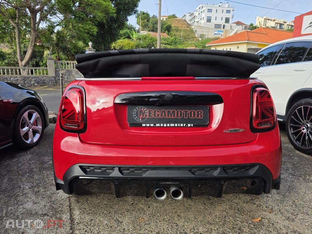 MINI Cooper John Cooper Works Auto Desportiva — fotografia 6