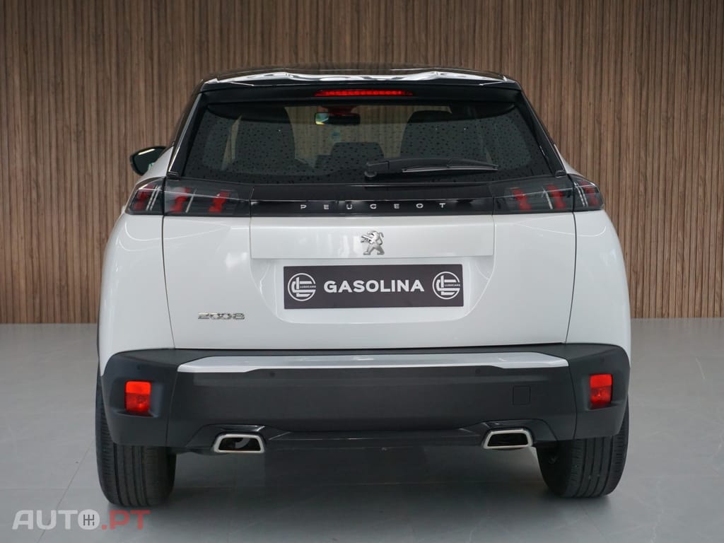 Peugeot 2008 PureTech 130 EAT8 Allure