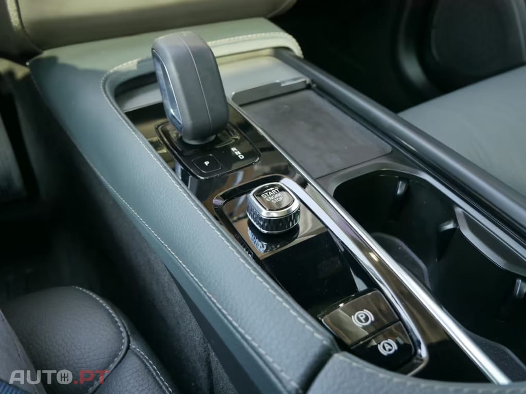 Volvo XC90 T8 I.V.A DEDUTÍVEL