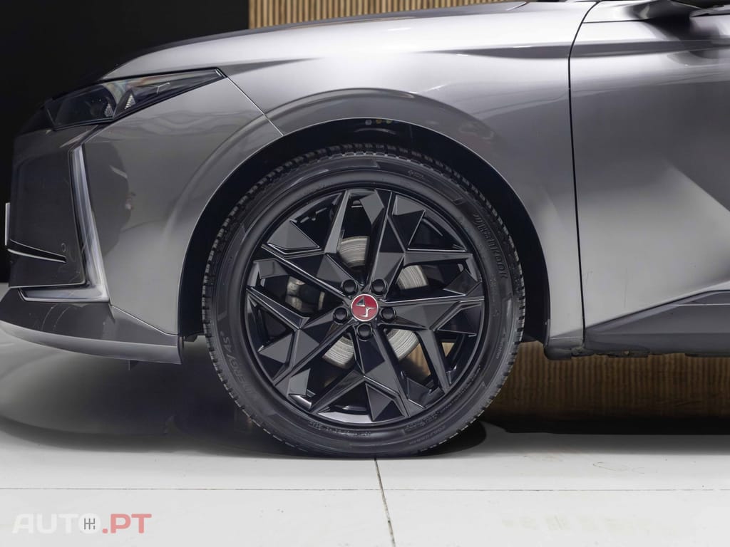 DS DS4 PureTech 130 PERFORMANCE LINE+