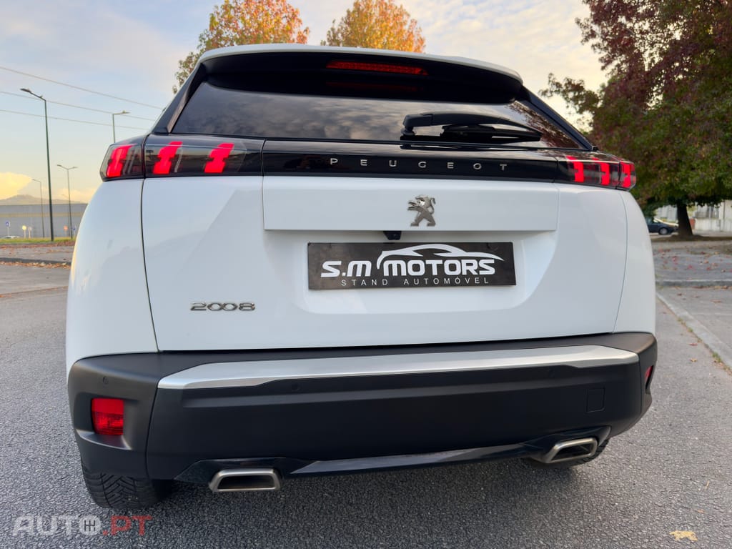 Peugeot 2008 PureTech 130 EAT8 Allure