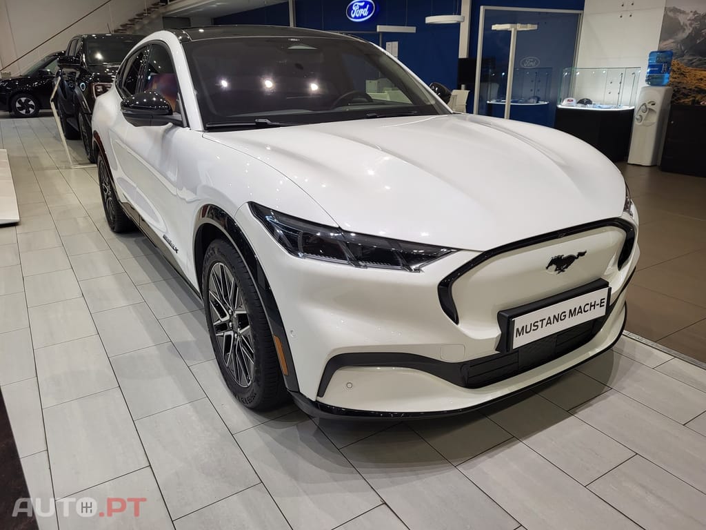 Ford Mustang Mach-E 98.7 kWh Premium