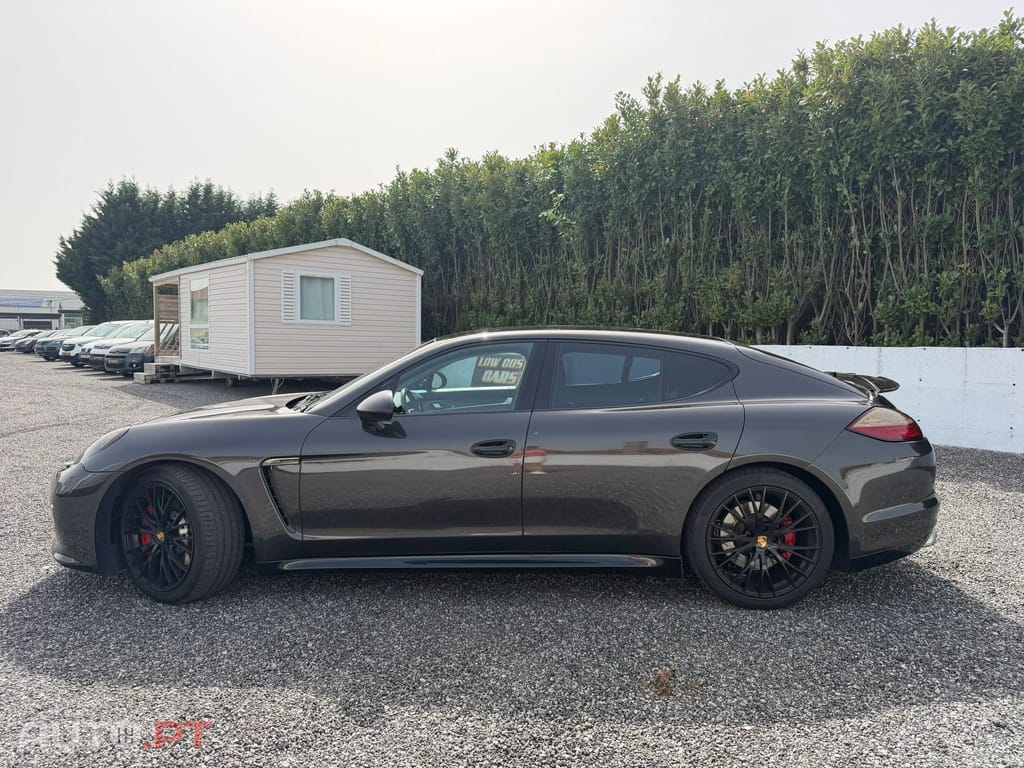 Porsche Panamera Turbo PDK