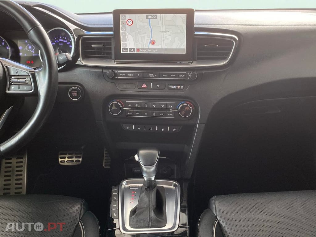 Kia Ceed 1.4 T-GDI TX+SRF 7DCT