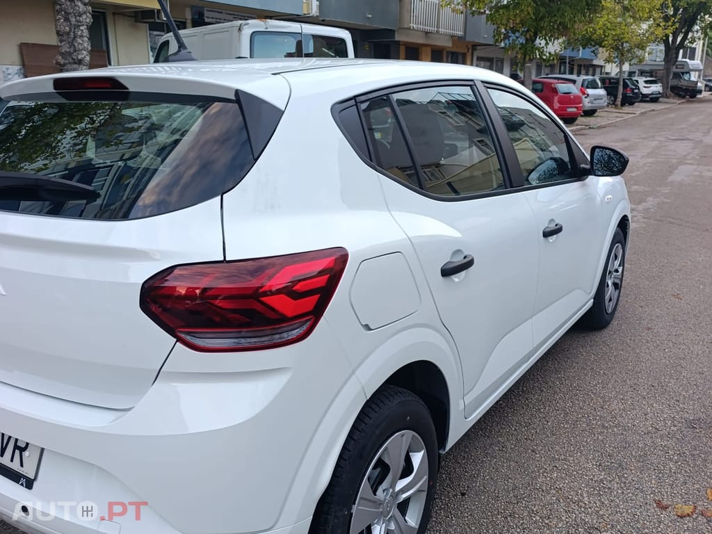 Dacia Sandero ESSNETIAL ECO 100 BI-FUEL