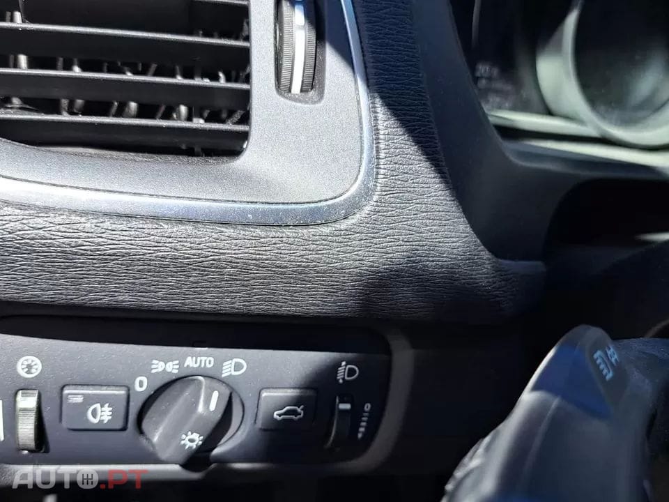 Volvo V40 2.0 D2 Momentum