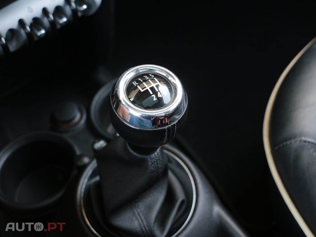 MINI Cooper Cooper D