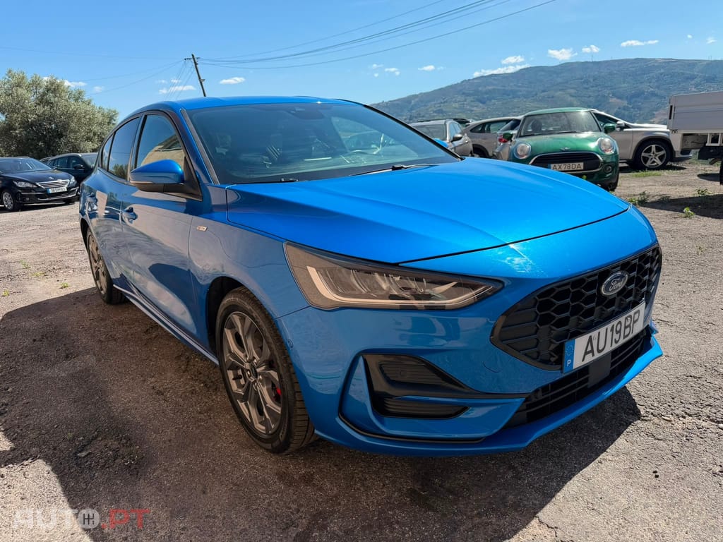 Ford Focus 1.0 EcoBoost MHEV Active