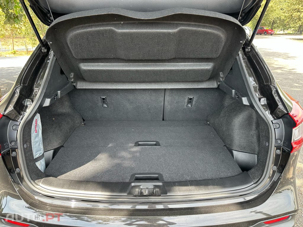 Nissan Qashqai 1.3 DIG-T Tekna Premium DCT