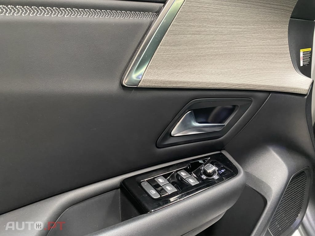 Citroen C5 X 1.6 Hybrid Shine Pack e-EAT8
