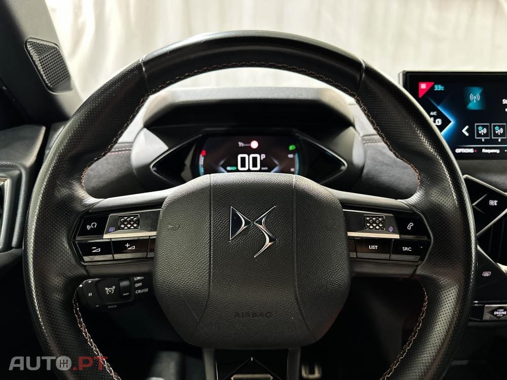 DS DS3 Crossback E-TENSE PERFORMANCE LINE