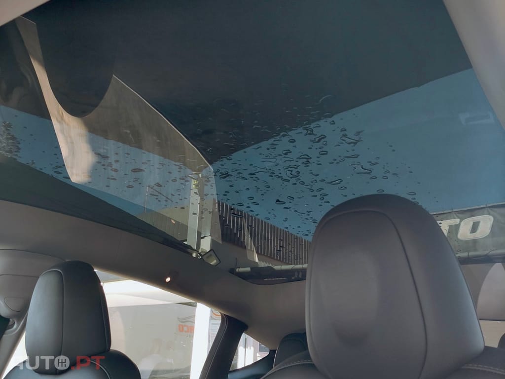 Tesla Model Y Tração Traseira