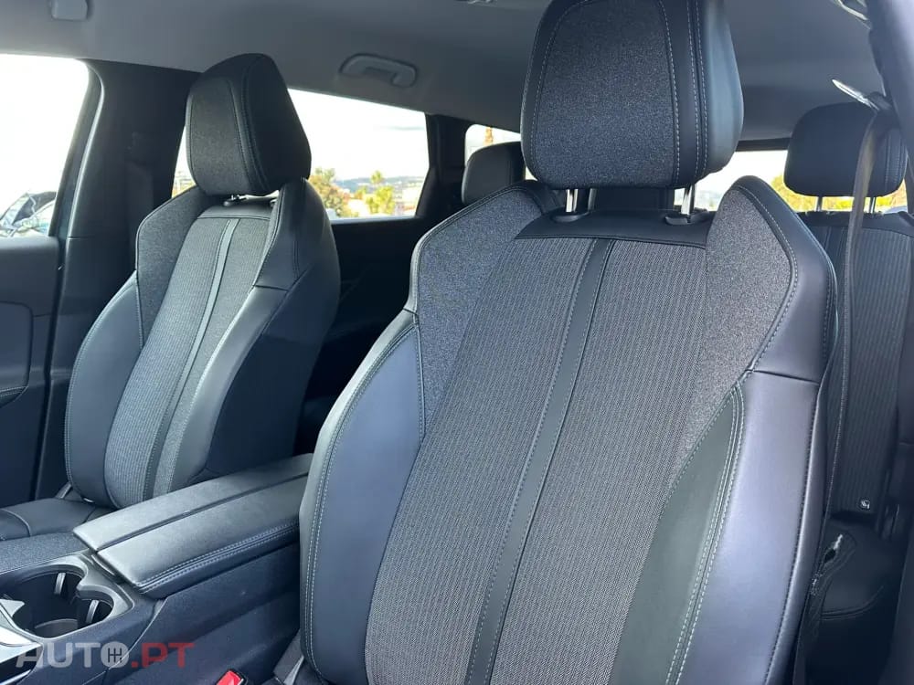 Peugeot 5008 1.5 BlueHDi Allure EAT8