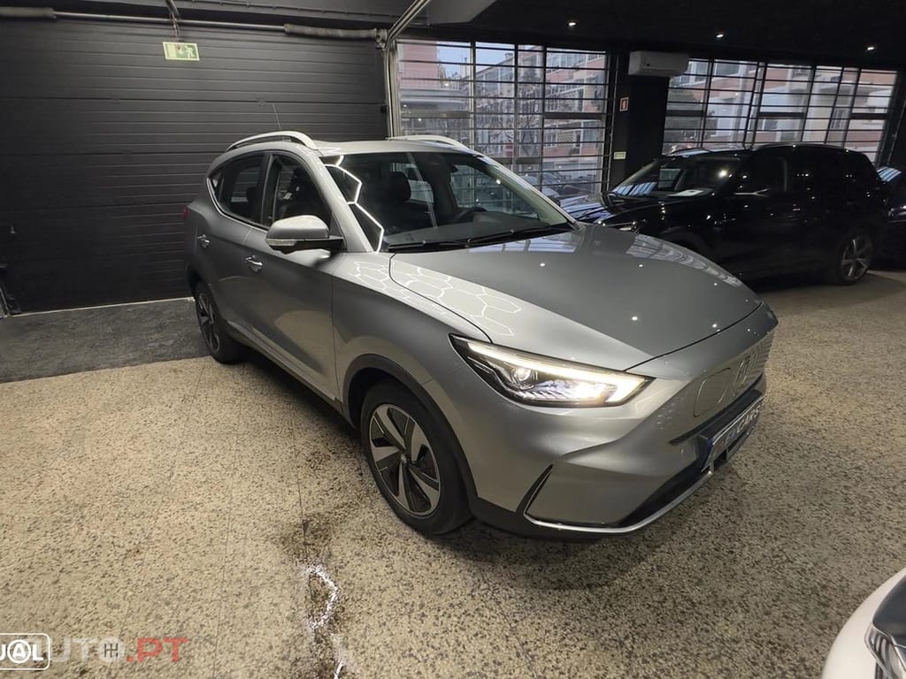 MG ZS EV 72.6 kWh Luxury